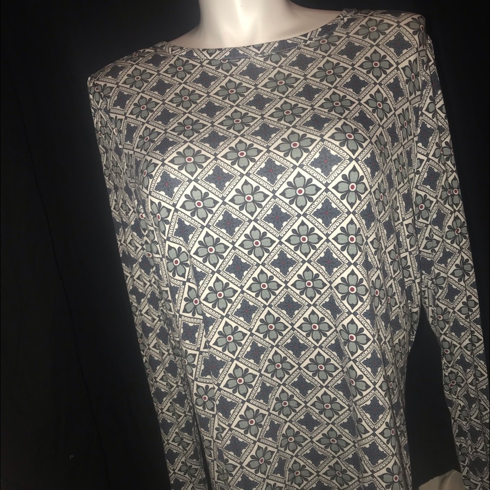 Loft Blouse open back